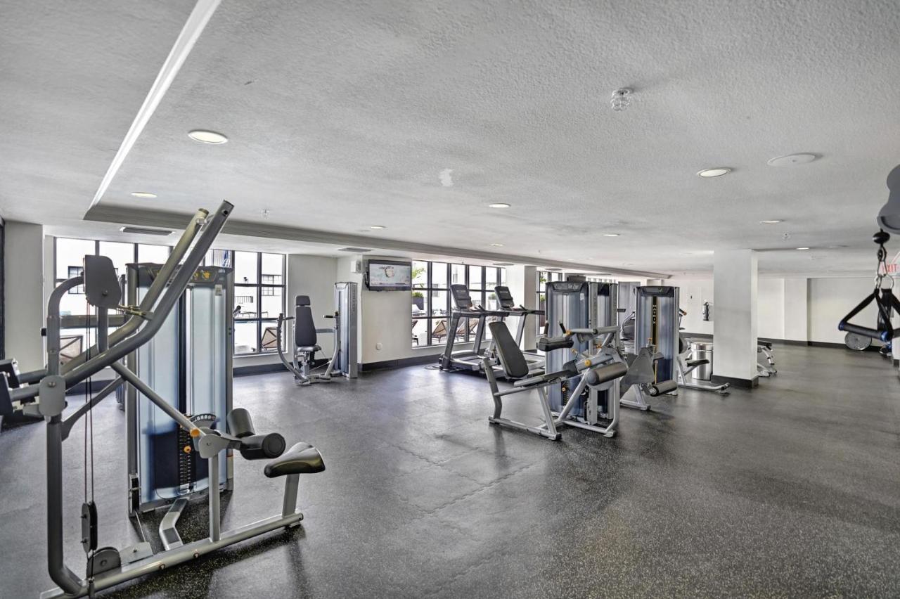 Apartment Dharma Coral Gables At Gables Grand Plaza Miami