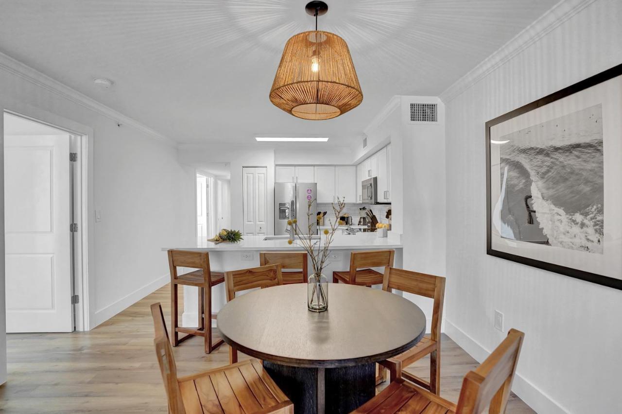 Apartment Dharma Coral Gables At Gables Grand Plaza Miami
